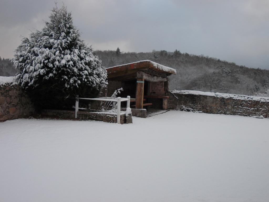 Domaine De Clermont Bed and Breakfast La Roche-en-Brenil Eksteriør billede